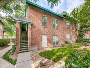 8601  Park Lane  221, Dallas Texas 75231