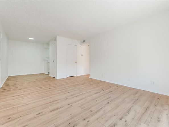 4859  Cedar Springs Road  337, Dallas Texas 75219