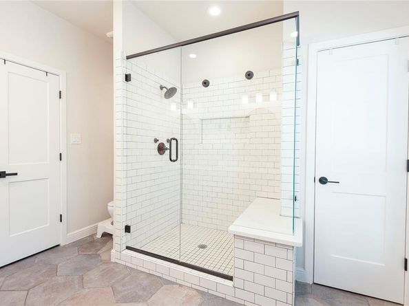 2620  Dixiana Drive , Farmers Branch Texas 75234
