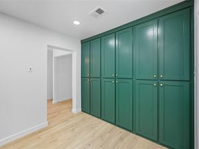 2405  Anzio Drive , Dallas Texas 75224