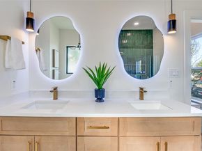 5720  Hunters Bend Lane , Dallas Texas 75249