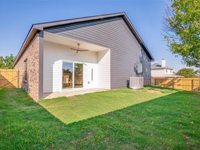 5720  Hunters Bend Lane , Dallas Texas 75249