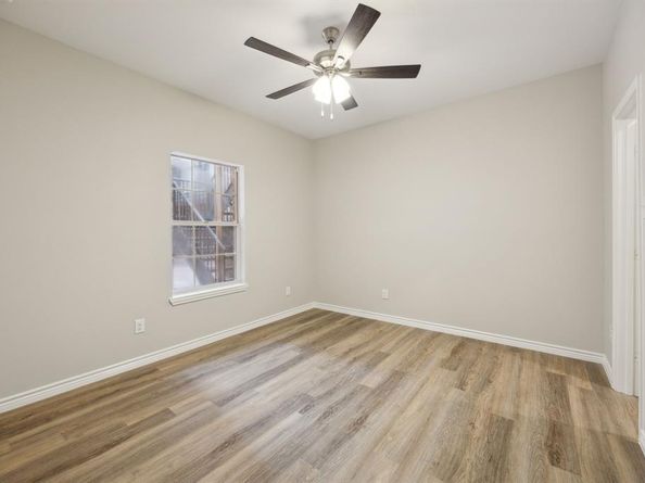 5325  Bent Tree Forest Drive  1103, Dallas Texas 75248