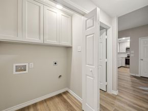 5325  Bent Tree Forest Drive  1103, Dallas Texas 75248