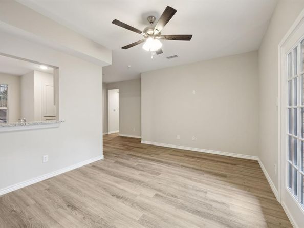 5325  Bent Tree Forest Drive  1103, Dallas Texas 75248