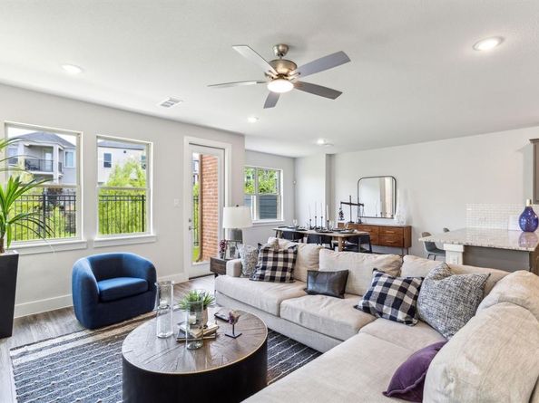 8238  Hastings Drive , Dallas Texas 75231