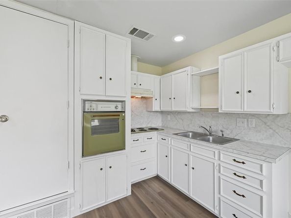 321  Duke Street , Garland Texas 75043