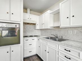 321  Duke Street , Garland Texas 75043
