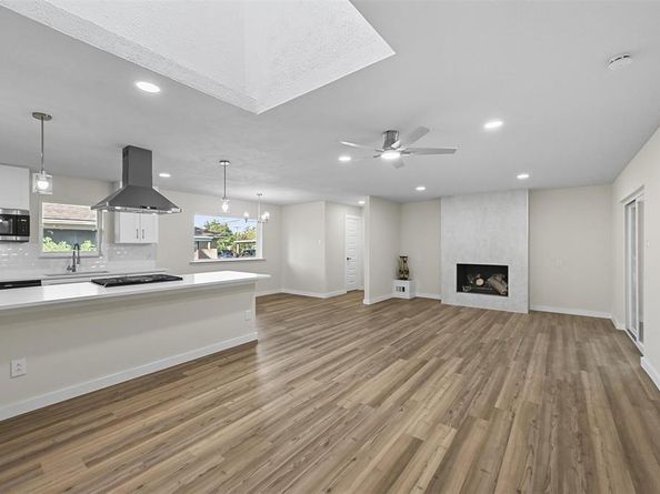 321  Duke Street , Garland Texas 75043