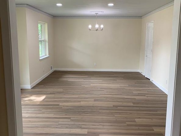 321  Duke Street , Garland Texas 75043