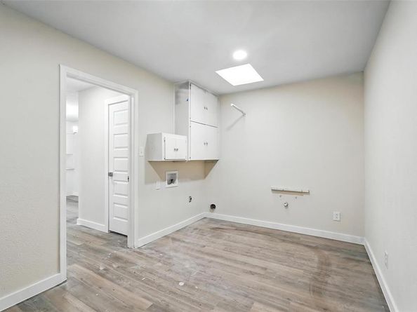 321  Duke Street , Garland Texas 75043
