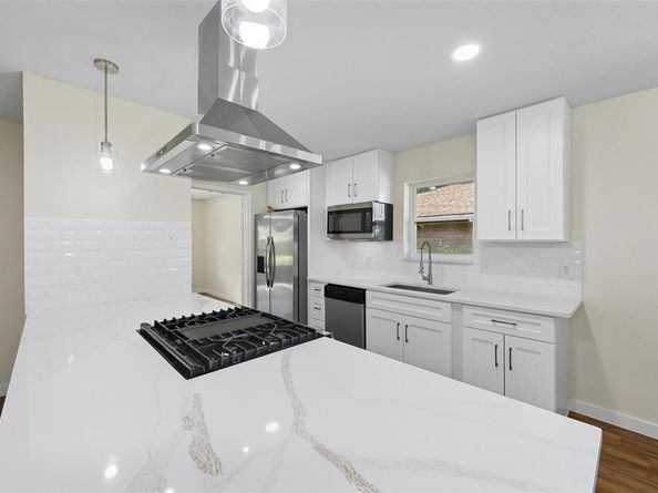 321  Duke Street , Garland Texas 75043