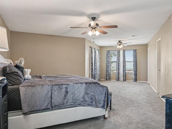 6756  Shadow Creek Drive , Dallas Texas 75241