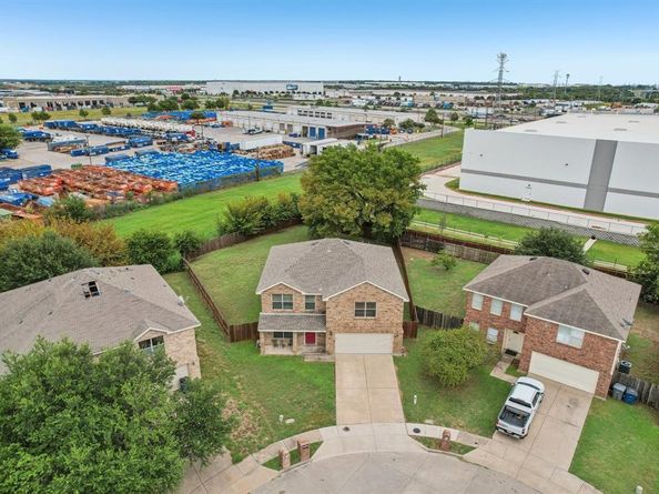 6756  Shadow Creek Drive , Dallas Texas 75241