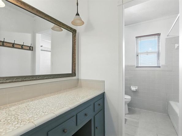 6413  Winn Street , Fort Worth Texas 76133