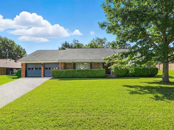 6413  Winn Street , Fort Worth Texas 76133