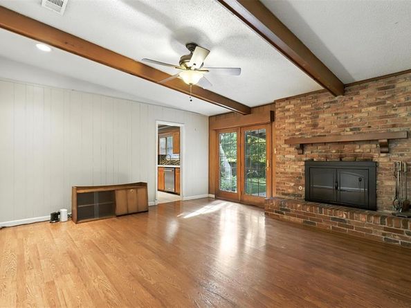6413  Winn Street , Fort Worth Texas 76133