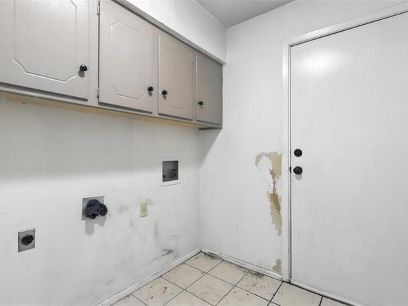 6413  Winn Street , Fort Worth Texas 76133