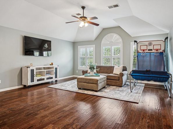 7509  Cedar Elm Drive , Irving Texas 75063
