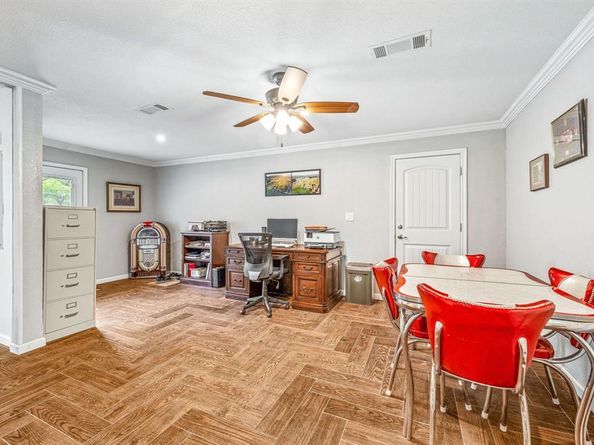 1722  Wanda Way , Arlington Texas 76001