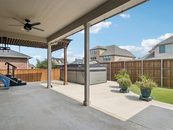 428  Hackworth Street , Roanoke Texas 76262