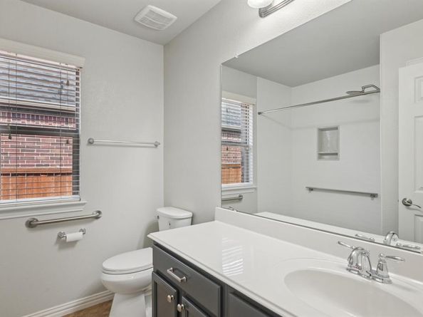 428  Hackworth Street , Roanoke Texas 76262