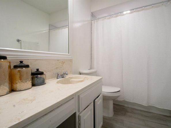 1612  Piedmont Place , Carrollton Texas 75007