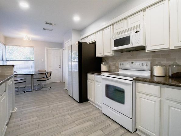 1612  Piedmont Place , Carrollton Texas 75007