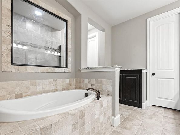 9328  Kaitlyn Court , Lantana Texas 76226