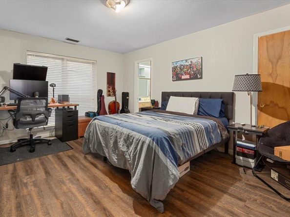 4017  Hildring Drive E, Fort Worth Texas 76109