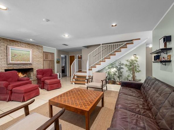 4017  Hildring Drive E, Fort Worth Texas 76109
