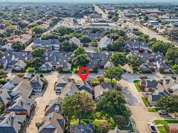 4108  Hollow Oak Drive , Dallas Texas 75287