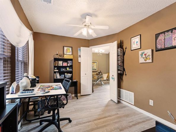 4108  Hollow Oak Drive , Dallas Texas 75287