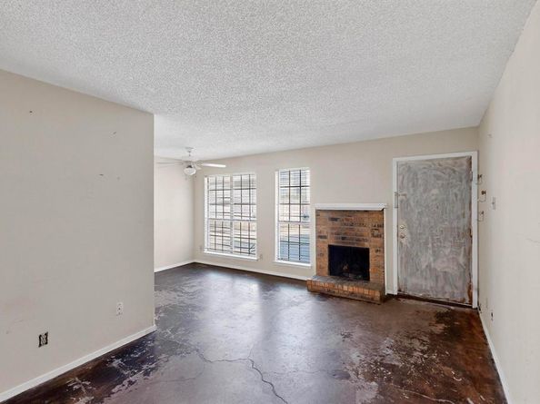 1603 N Garrett Avenue  102, Dallas Texas 75206