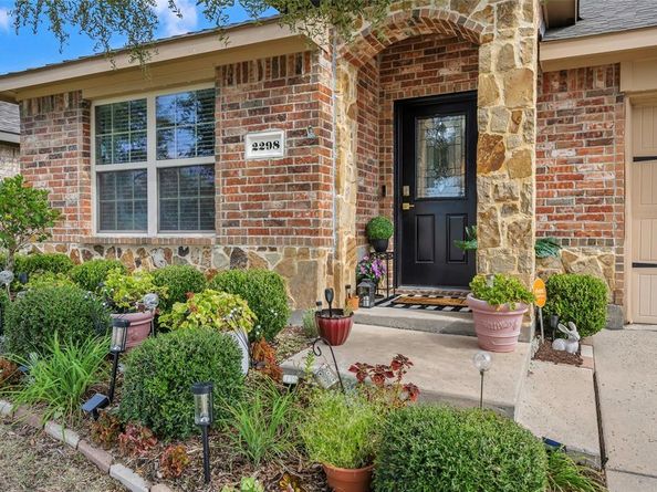 2298  Bryant Lane , Fate Texas 75189