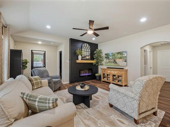 2298  Bryant Lane , Fate Texas 75189