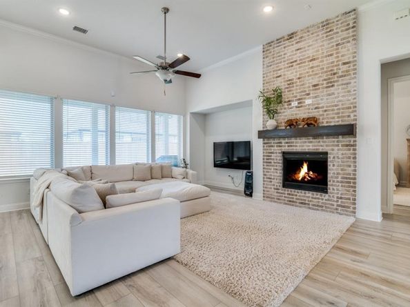 1721  Gem Drive , Rockwall Texas 75087
