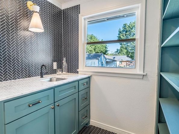 800 N Waddill Street , McKinney Texas 75069