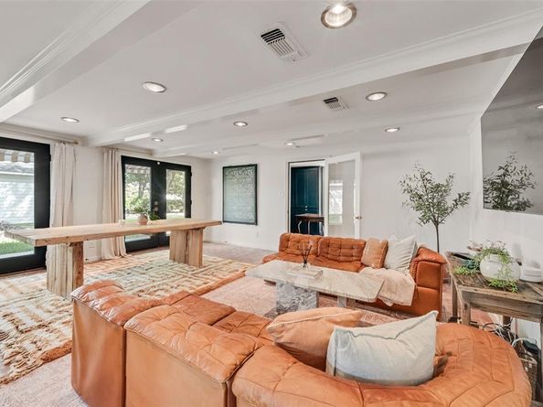 800 N Waddill Street , McKinney Texas 75069