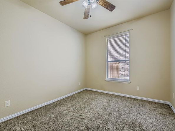 917  John Kennedy Drive , Saginaw Texas 76179