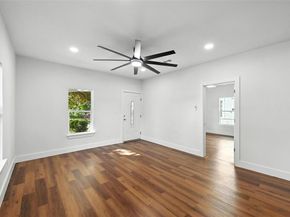1629  Pine Street , Dallas Texas 75215