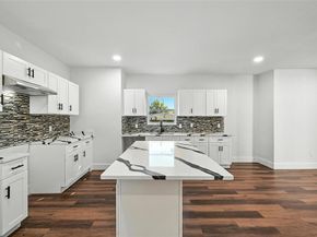 1629  Pine Street , Dallas Texas 75215