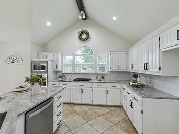 413  Fountain Gate Drive 