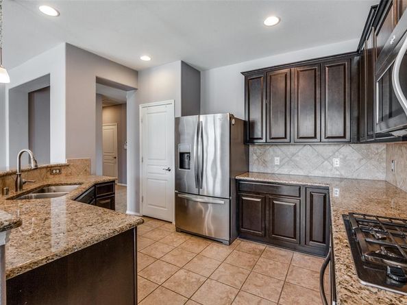 2941  Oyster Bay Drive , Frisco Texas 75036