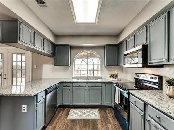 4914  Redwater Drive , Arlington Texas 76018