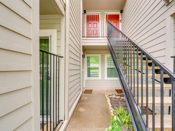 6900  Skillman Street  102, Dallas Texas 75231