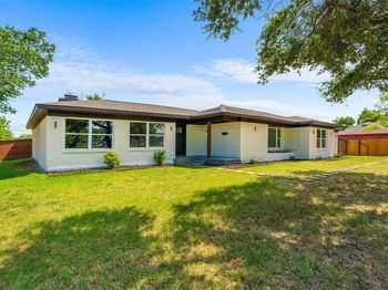 720  BURLESON Street 