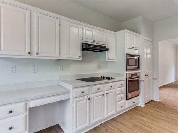 7636  Arbor Ridge Court , Fort Worth Texas 76112