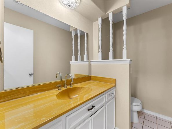 1317  Broadmoor Lane , Irving Texas 75061