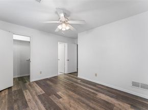 1317  Broadmoor Lane , Irving Texas 75061